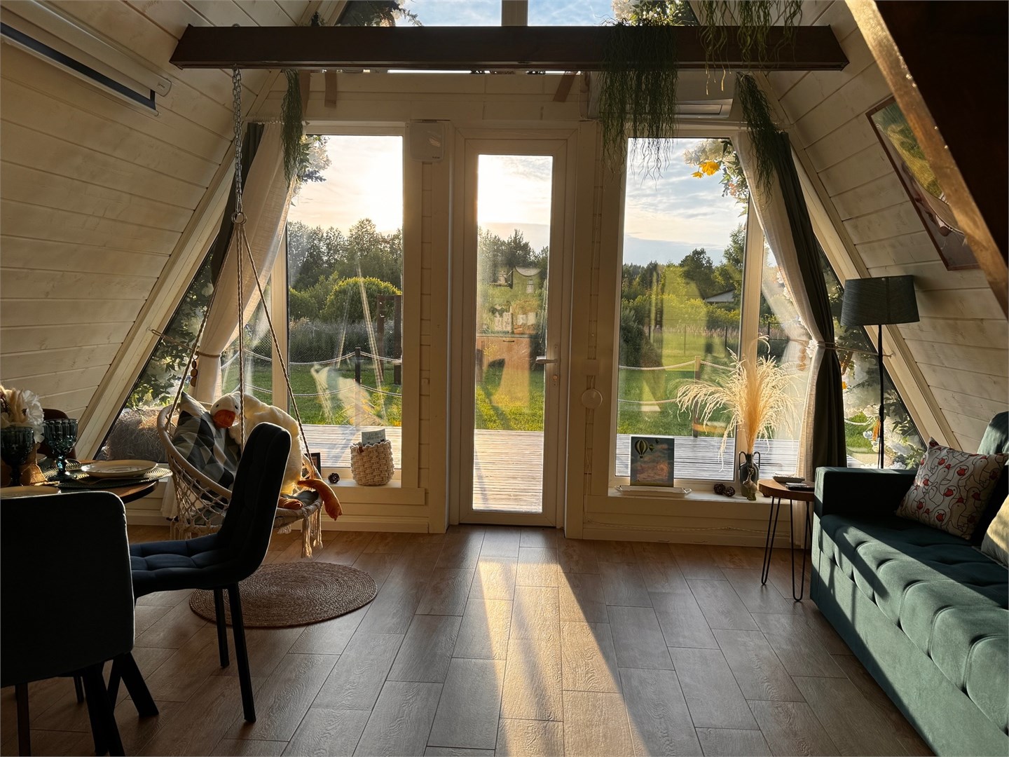 Микляево: Коттедж Apriori Village