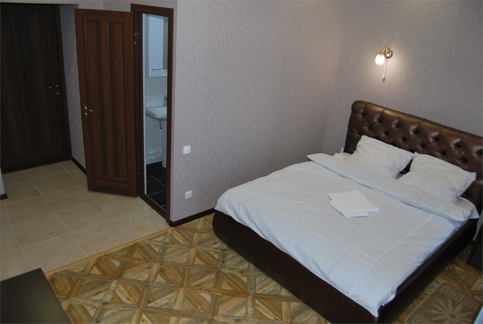 Спальня североморск. Гостиница фьорд североморск. Гостиница компас североморск. Гостиница североморск. Спальня североморск.