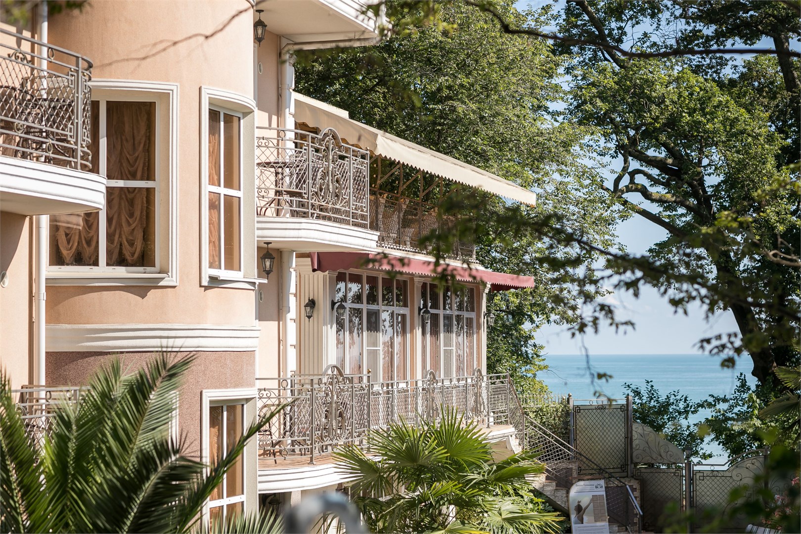 Сочи: Отель Вилла Полианна