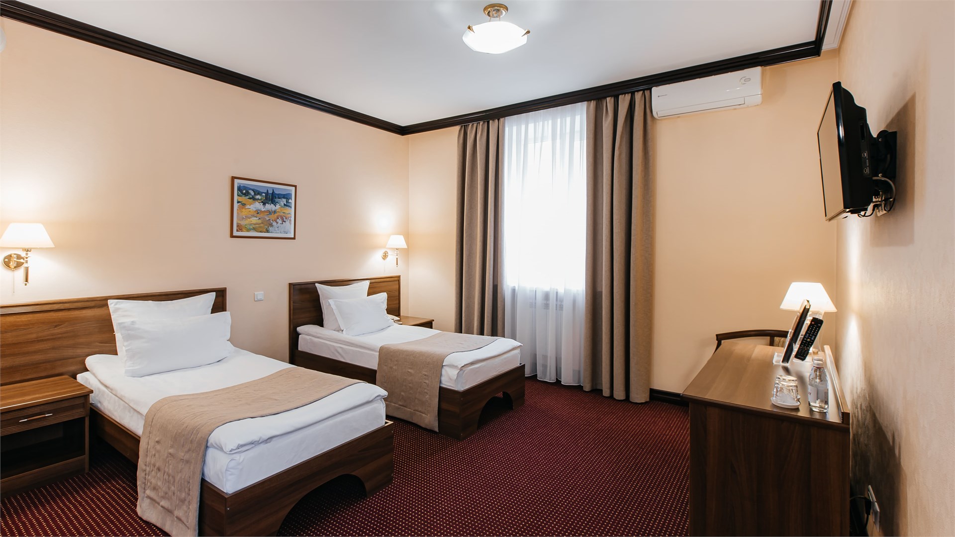 Стандартный с двумя кроватями в Сибирь