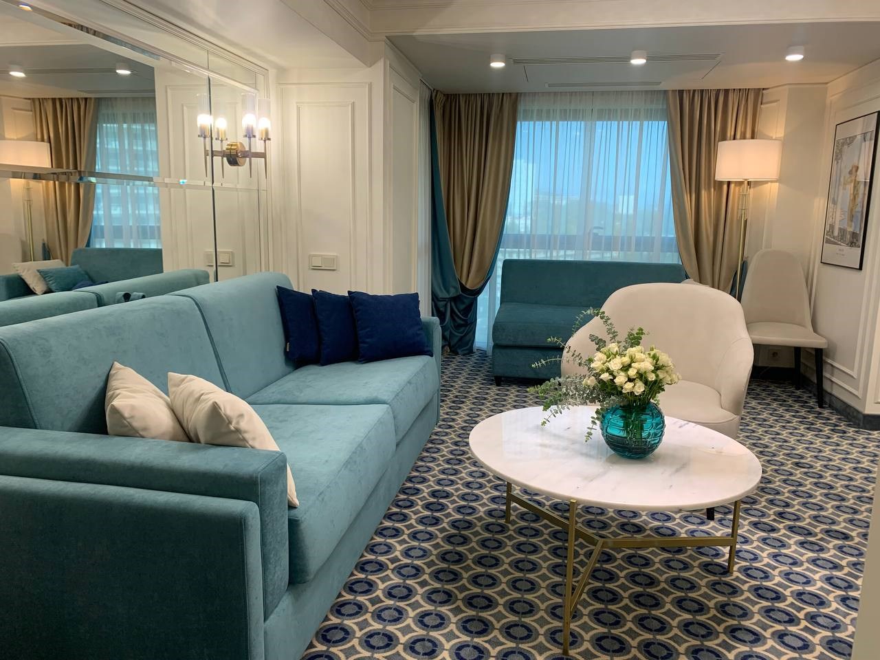 Фотография Джуниор сюит с гидромассажной ванной