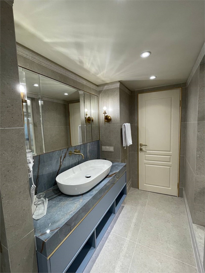 Бизнес - Класс Джуниор сюит (с завтраком) в Lazurnaya hotel&SPA