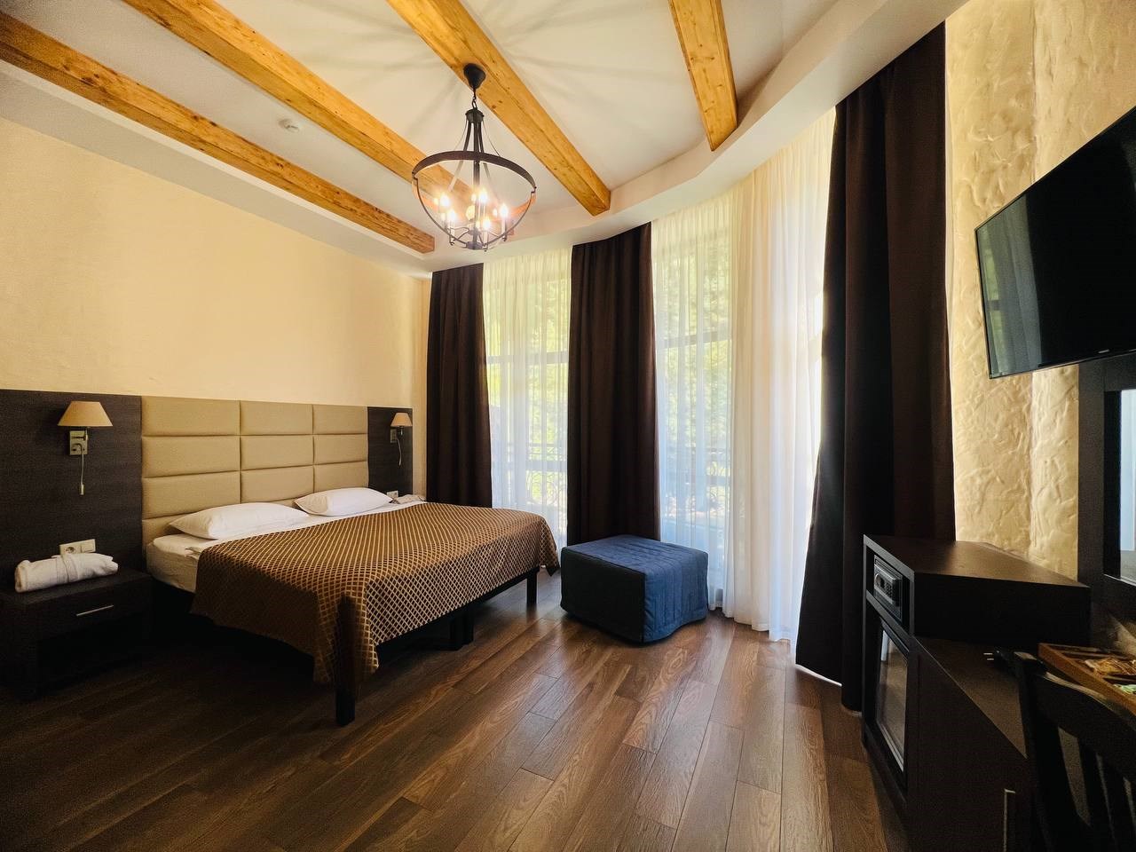 Делюкс 705  с видом на речку в Энергетик