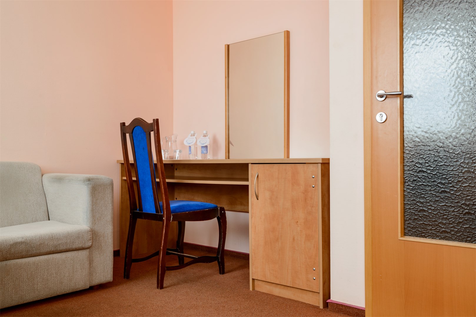 Стандартный с двумя кроватями в AZIMUT Отель Мирный