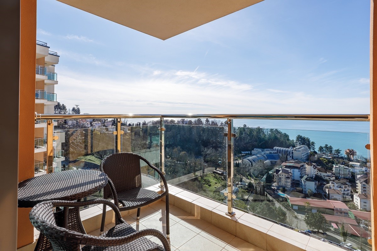 СТАНДАРТНЫЙ ДВУХМЕСТНЫЙ - DBL - с видом на море - 1 общая кровать шириной 1,4 м. в Дагомыс