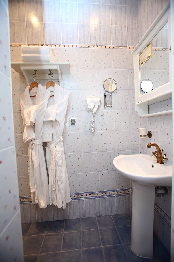 Стандарт double Улучшенный с балконом в Империал