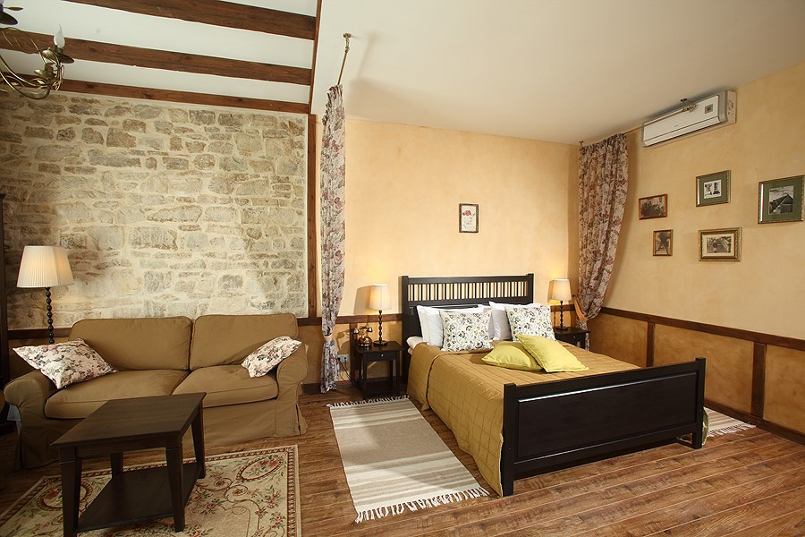 Полулюкс Улучшенный с балконом в Империал