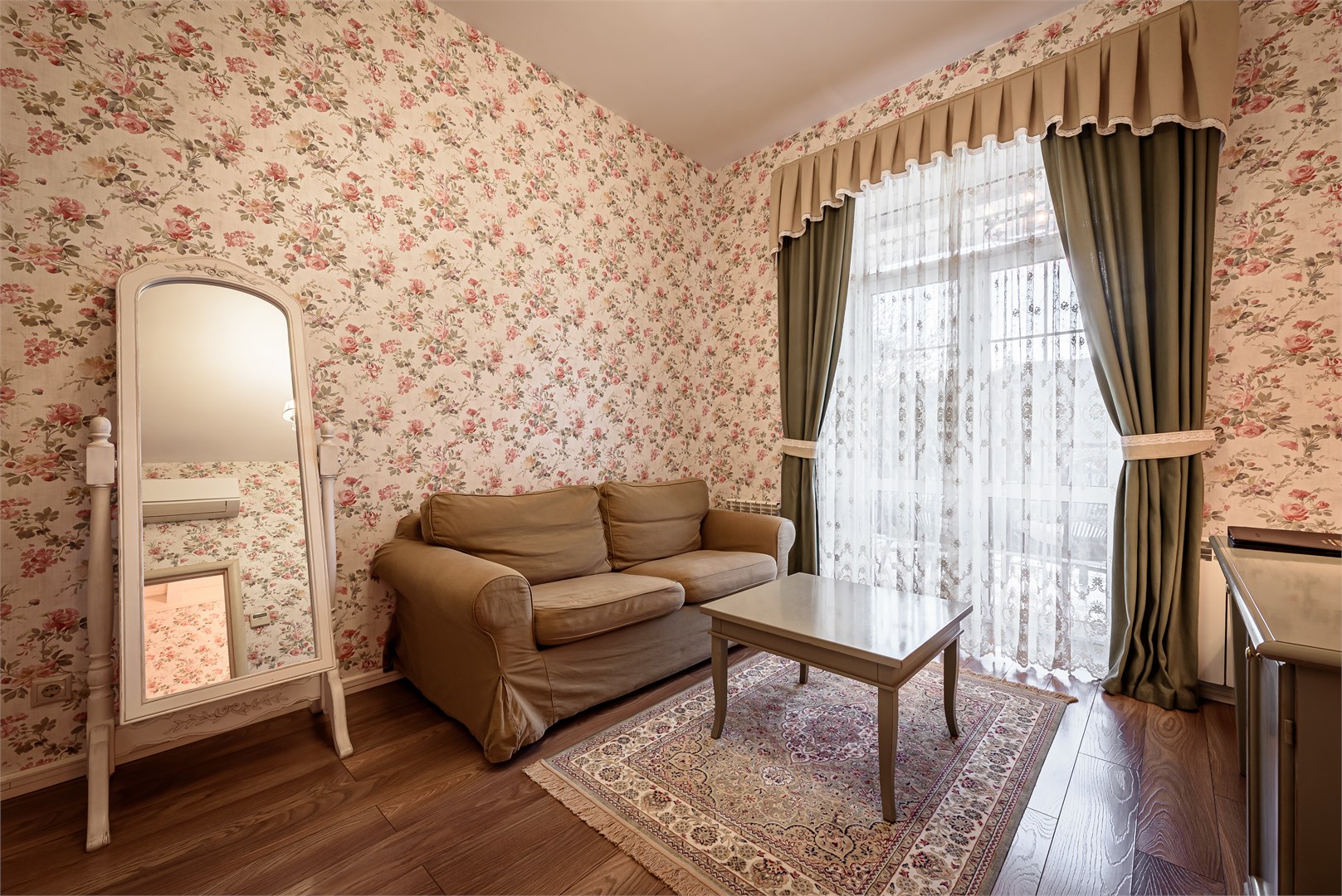 Люкс в Империал