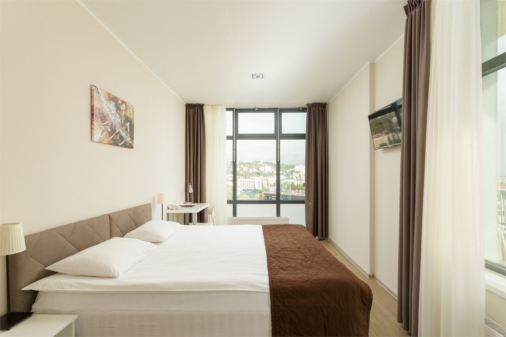 Семейные двухкомнатные апартаменты с одной спальней (8-10 этаж) в Uplaza