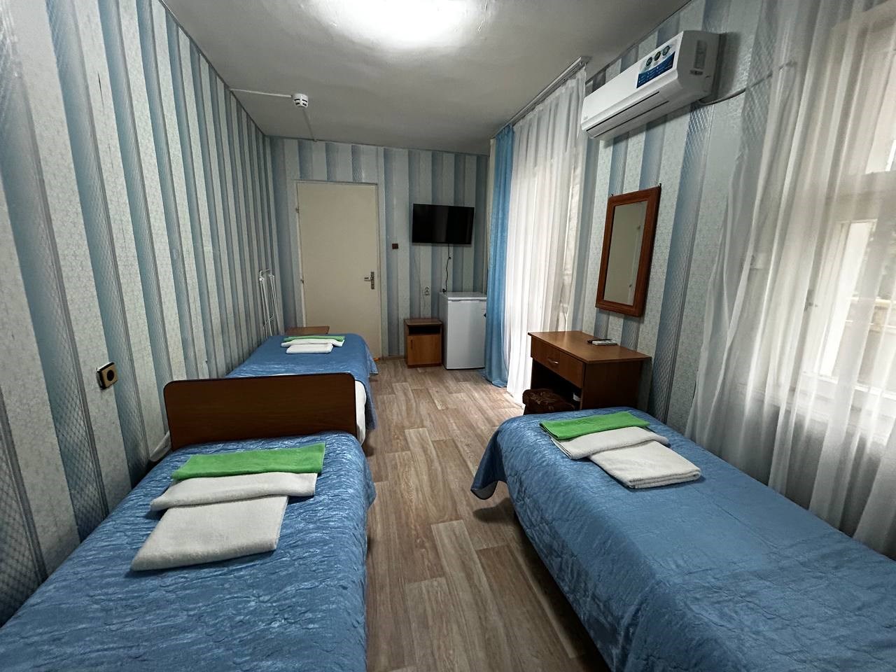 Стандарт+ 3-х местный. ТВ, холодильник, сплитсистема в Химик