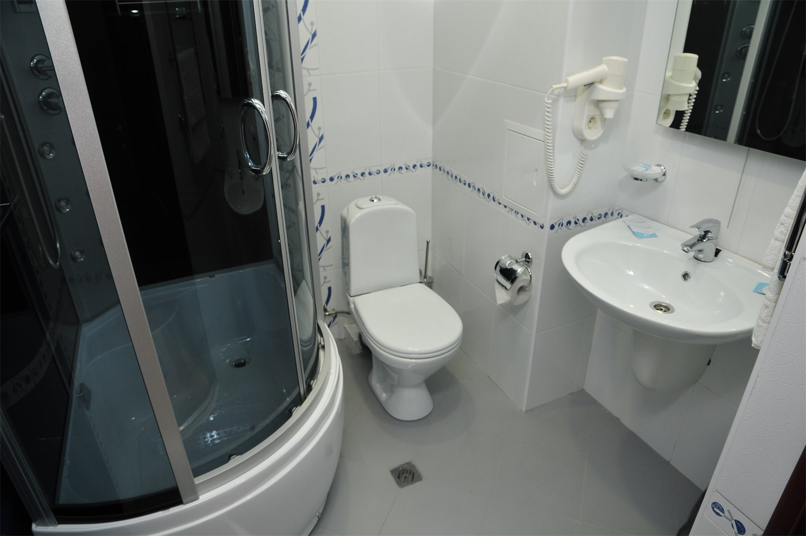 Стандарт с балконом в Атлант люкс