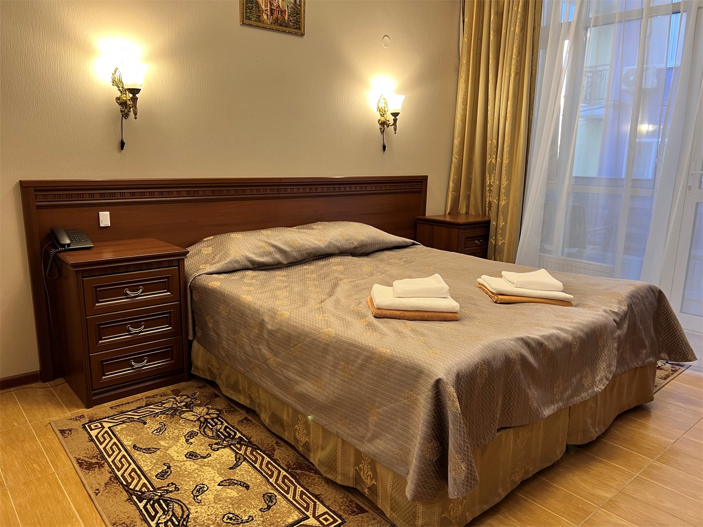 Стандарт с балконом в Атлант люкс