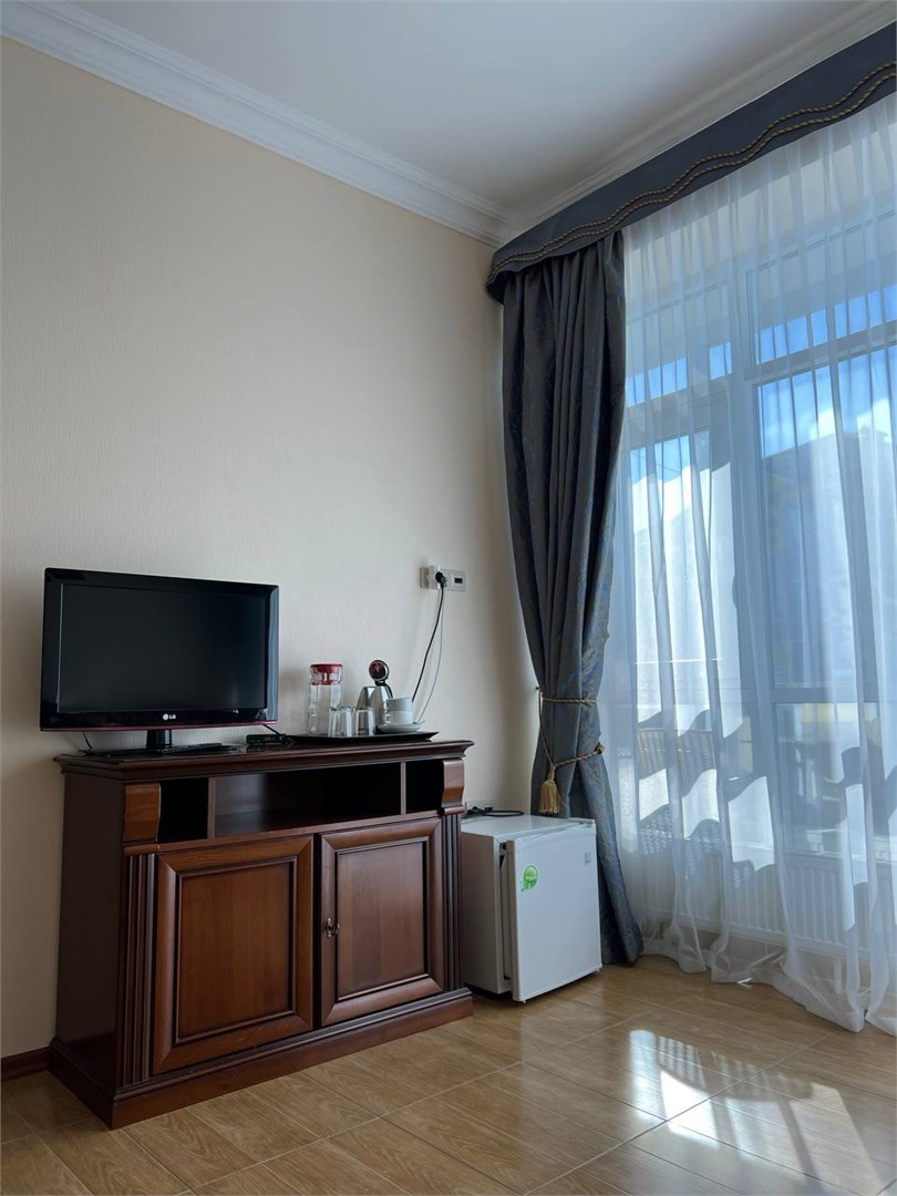 Делюкс с балконом в Атлант люкс