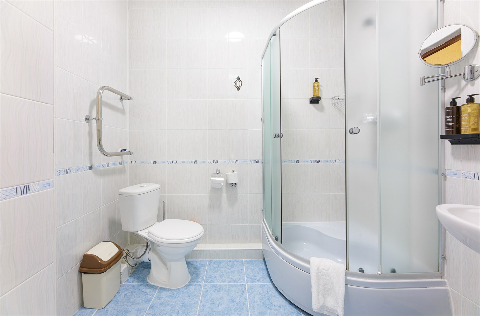 Стандарт в Лазурный Берег