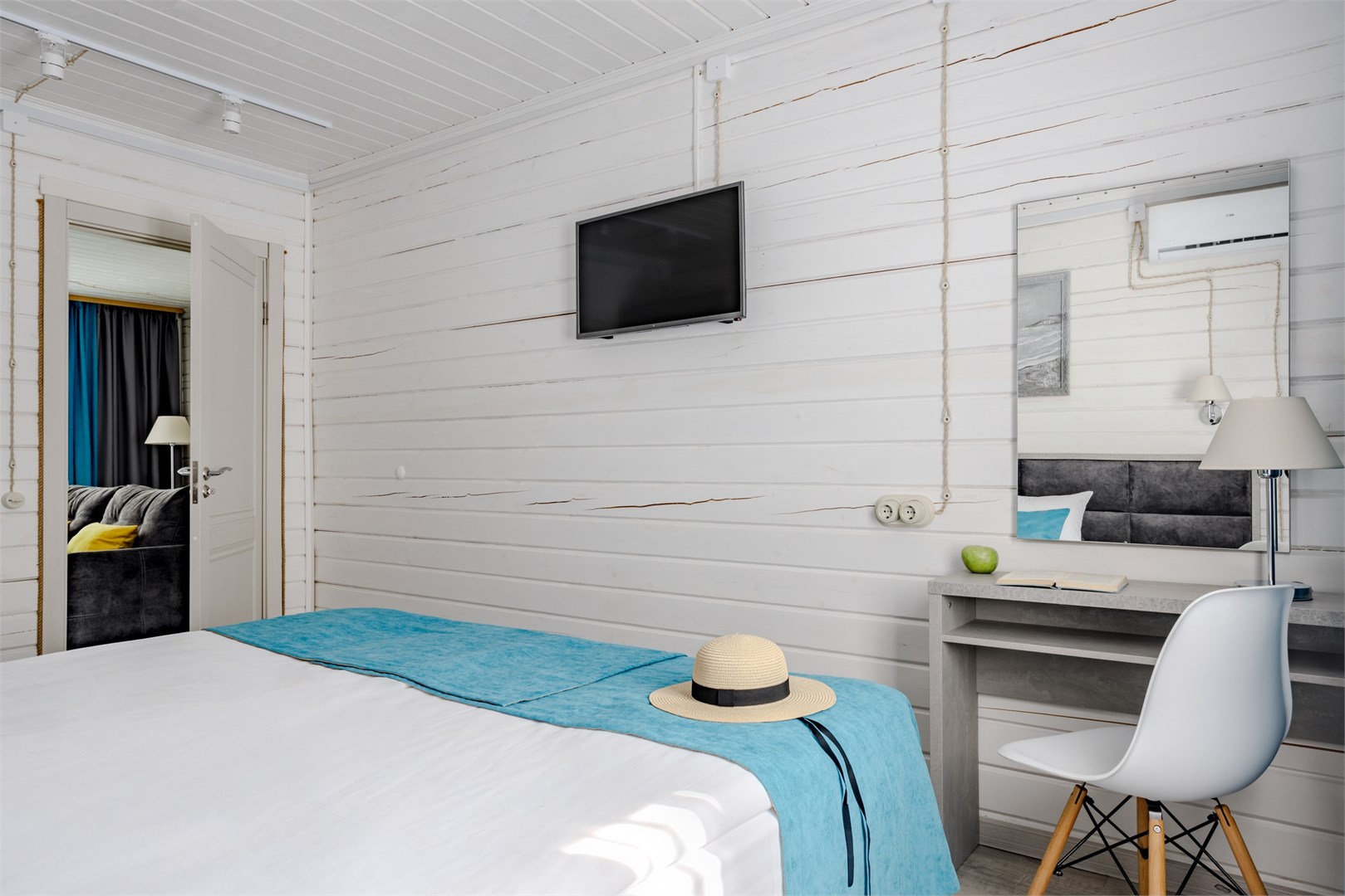 Коттедж в Лазурный Берег