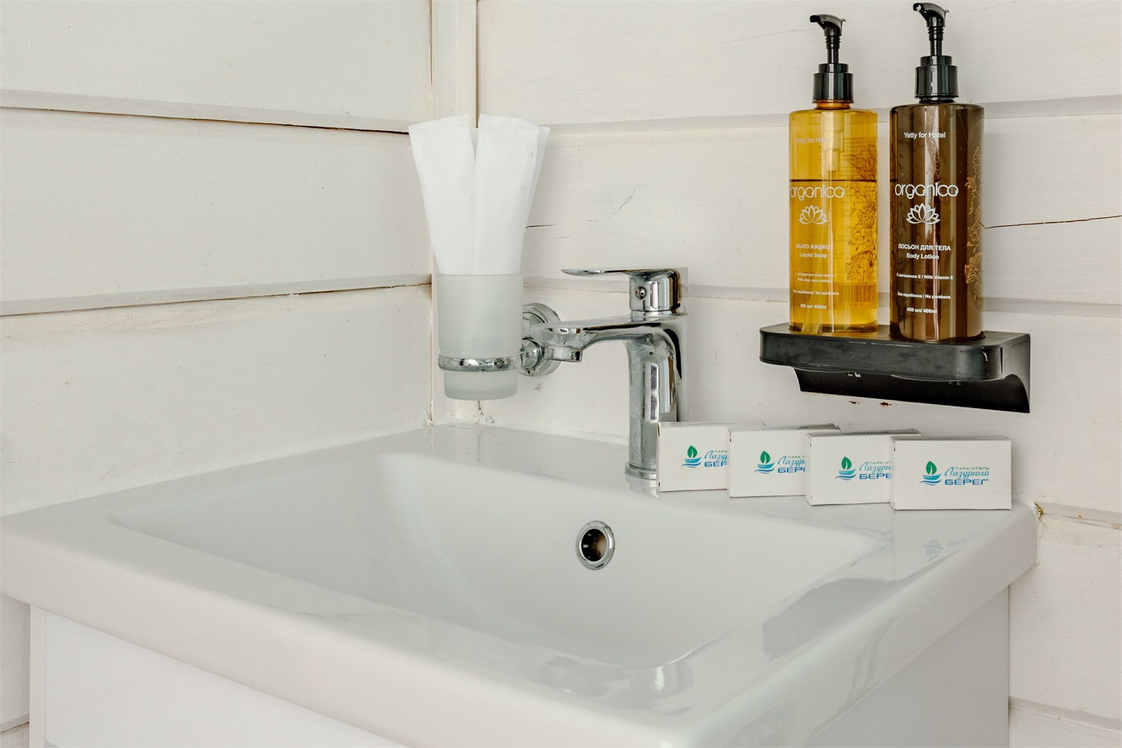 Коттедж в Лазурный Берег