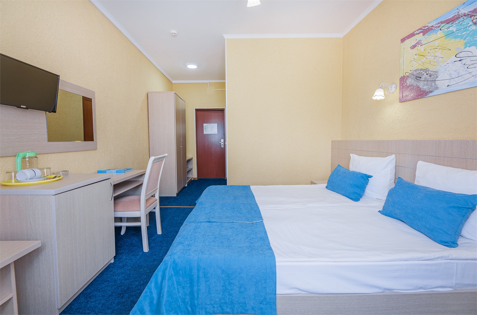 Стандарт без балкона в Лазурный Берег