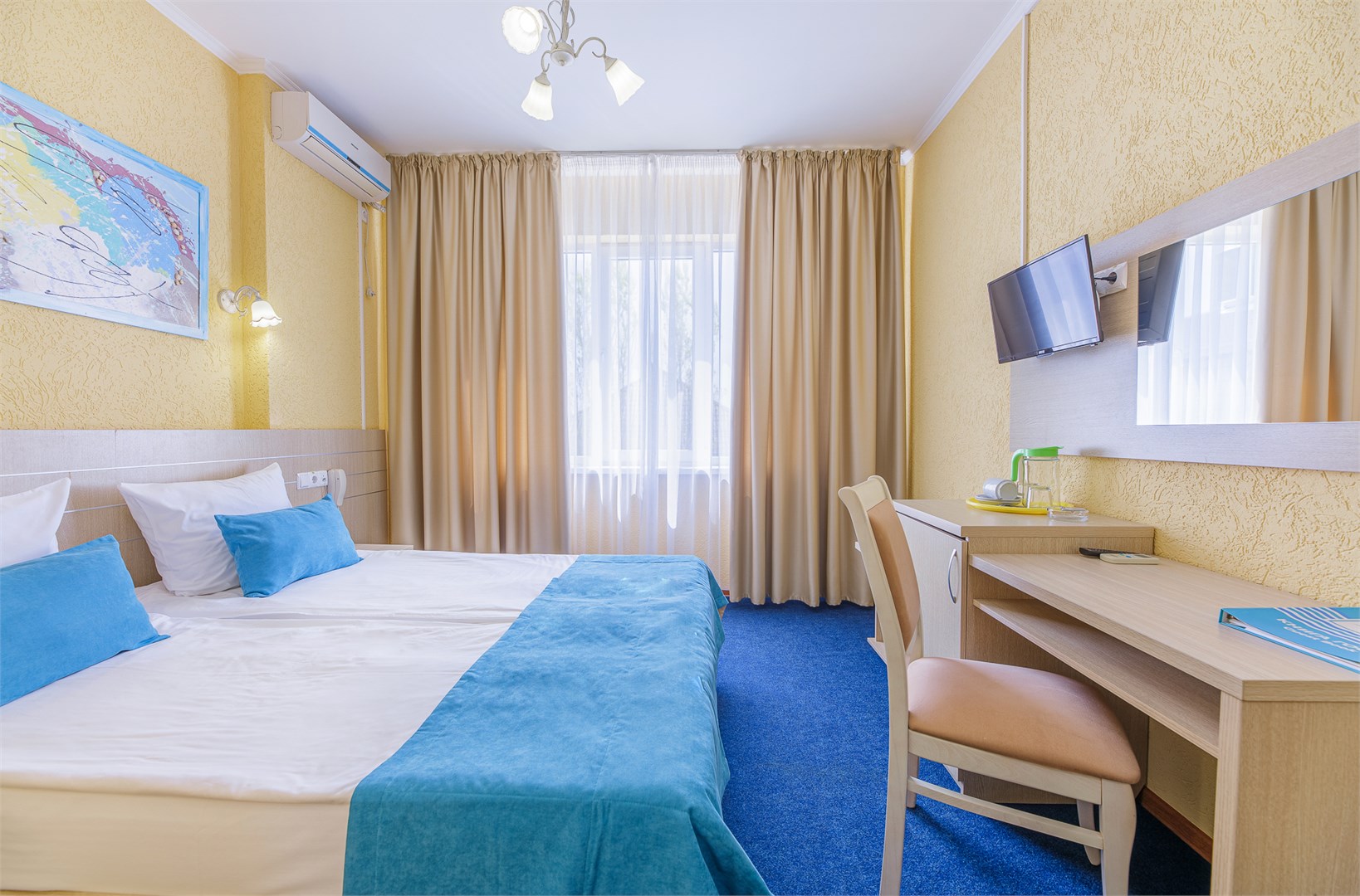 Стандарт без балкона в Лазурный Берег