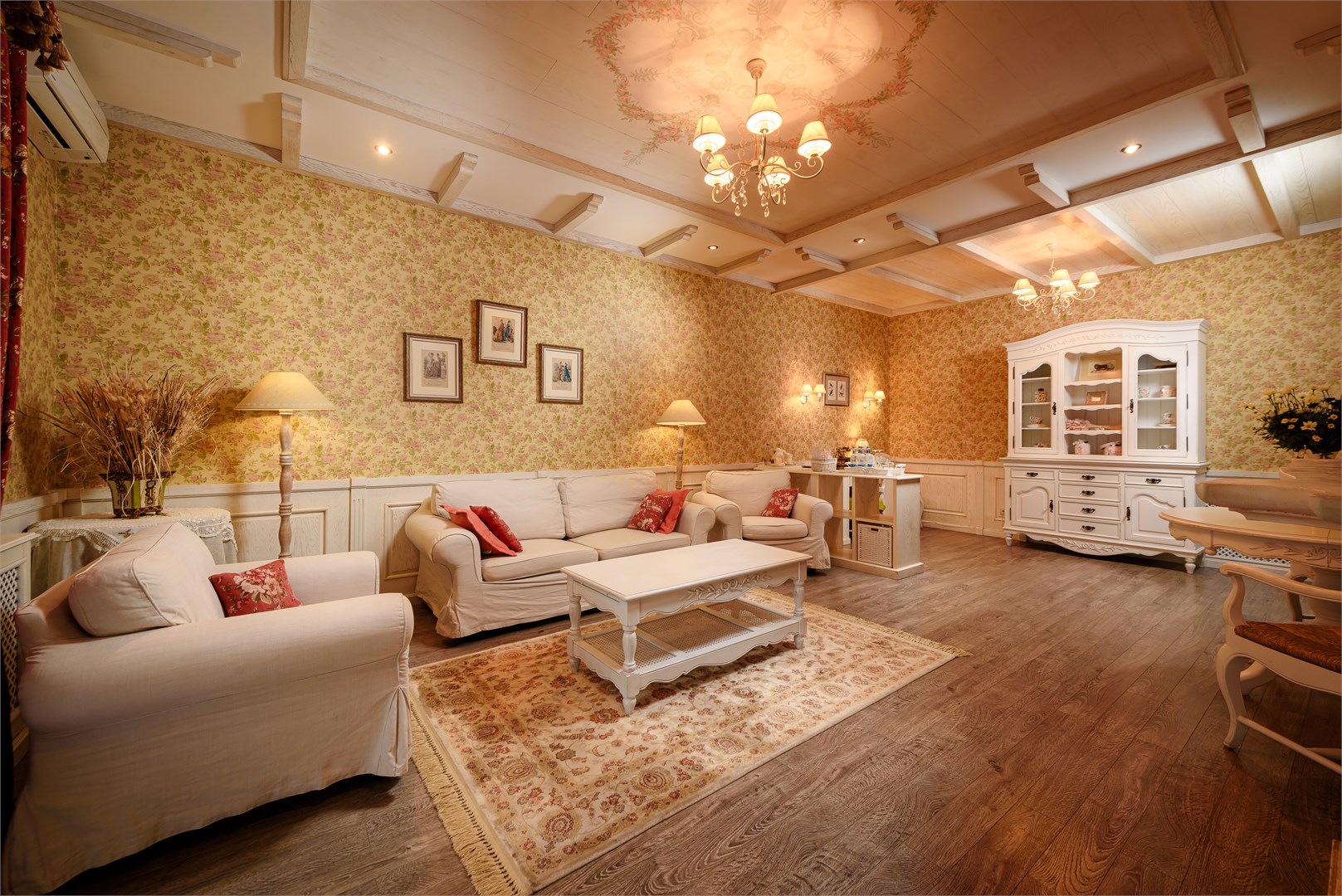 Люкс Фольяж в Империал