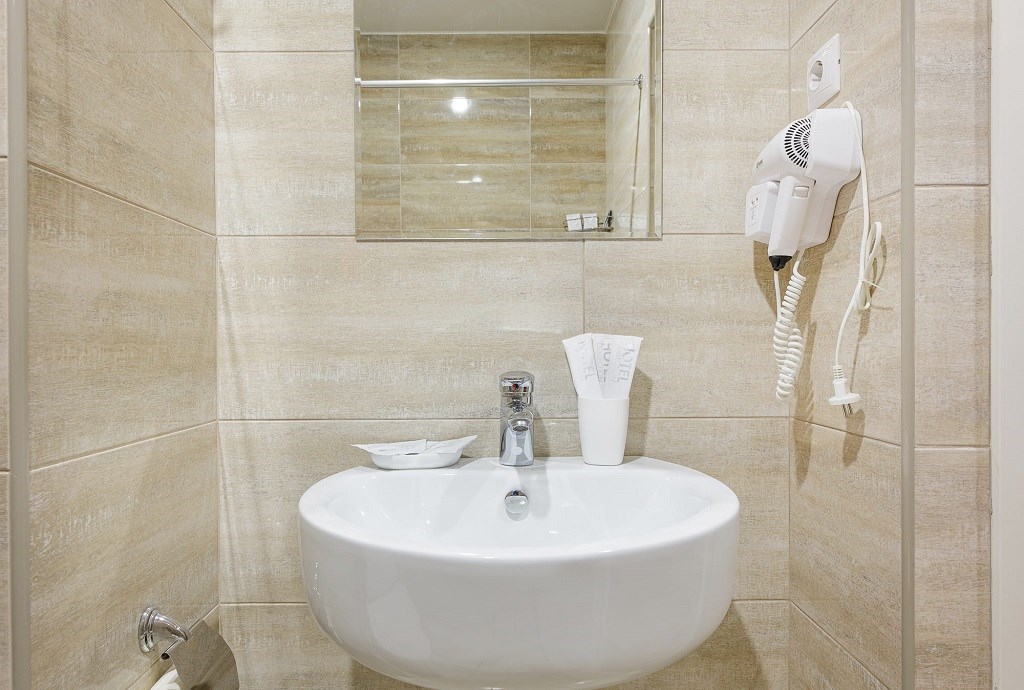 СТАНДАРТНЫЙ 2-Х МЕСТНЫЙ С БАЛКОНОМ в Лемони