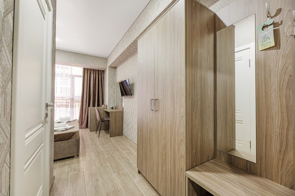 СТАНДАРТНЫЙ 2-Х МЕСТНЫЙ С БАЛКОНОМ в Лемони