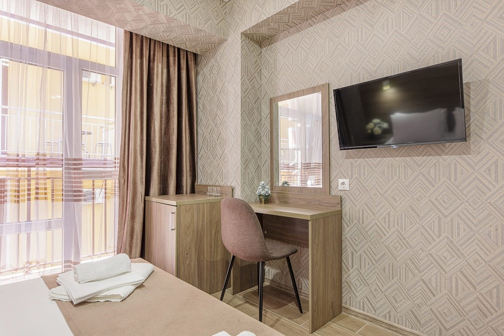 СТАНДАРТНЫЙ 2-Х МЕСТНЫЙ С БАЛКОНОМ в Лемони