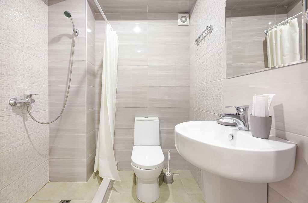 СТАНДАРТНЫЙ 3-Х МЕСТНЫЙ С БАЛКОНОМ в Лемони