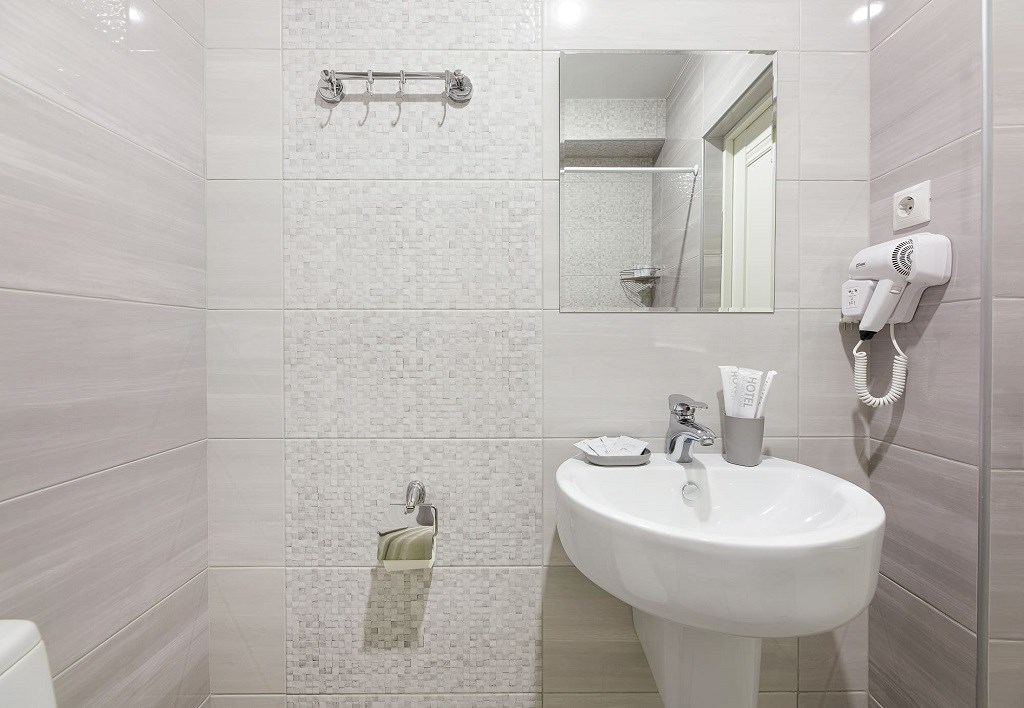 СТАНДАРТНЫЙ 3-Х МЕСТНЫЙ С БАЛКОНОМ в Лемони