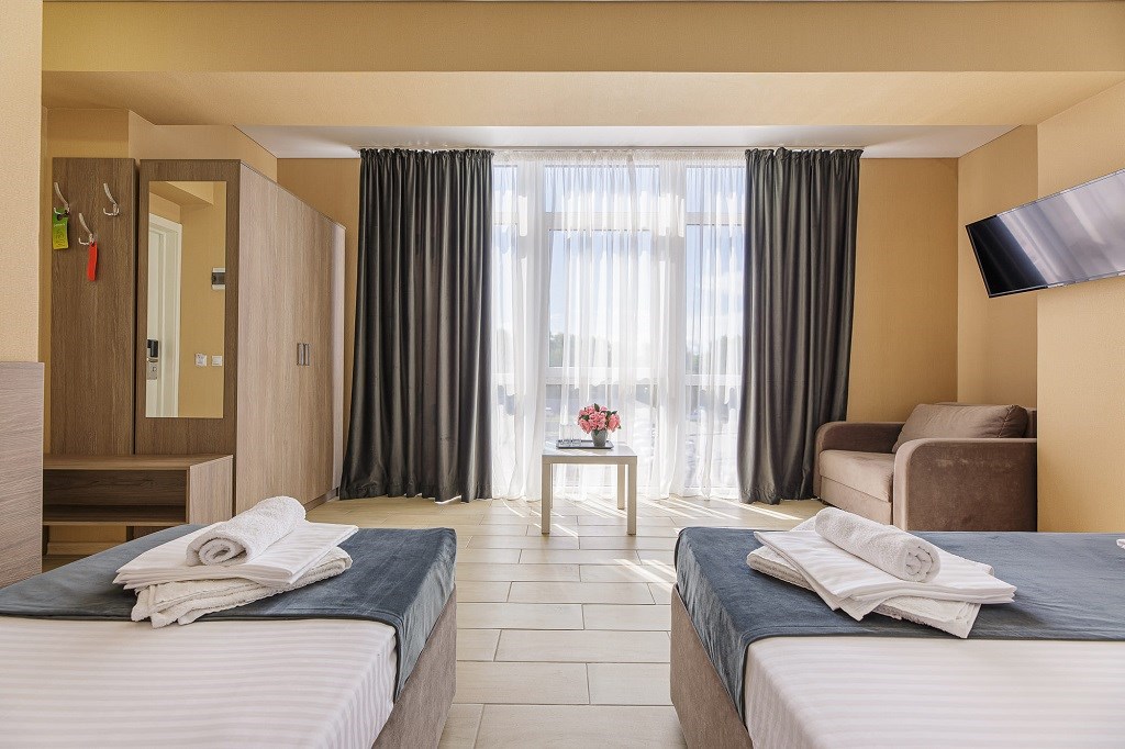 СТУДИО С БАЛКОНОМ в Лемони