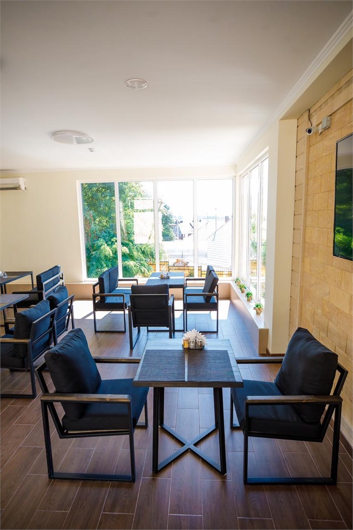 2. Полулюкс в Migal