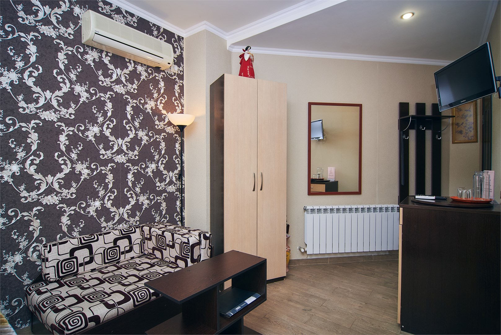 Полулюкс 206 в Атлантида