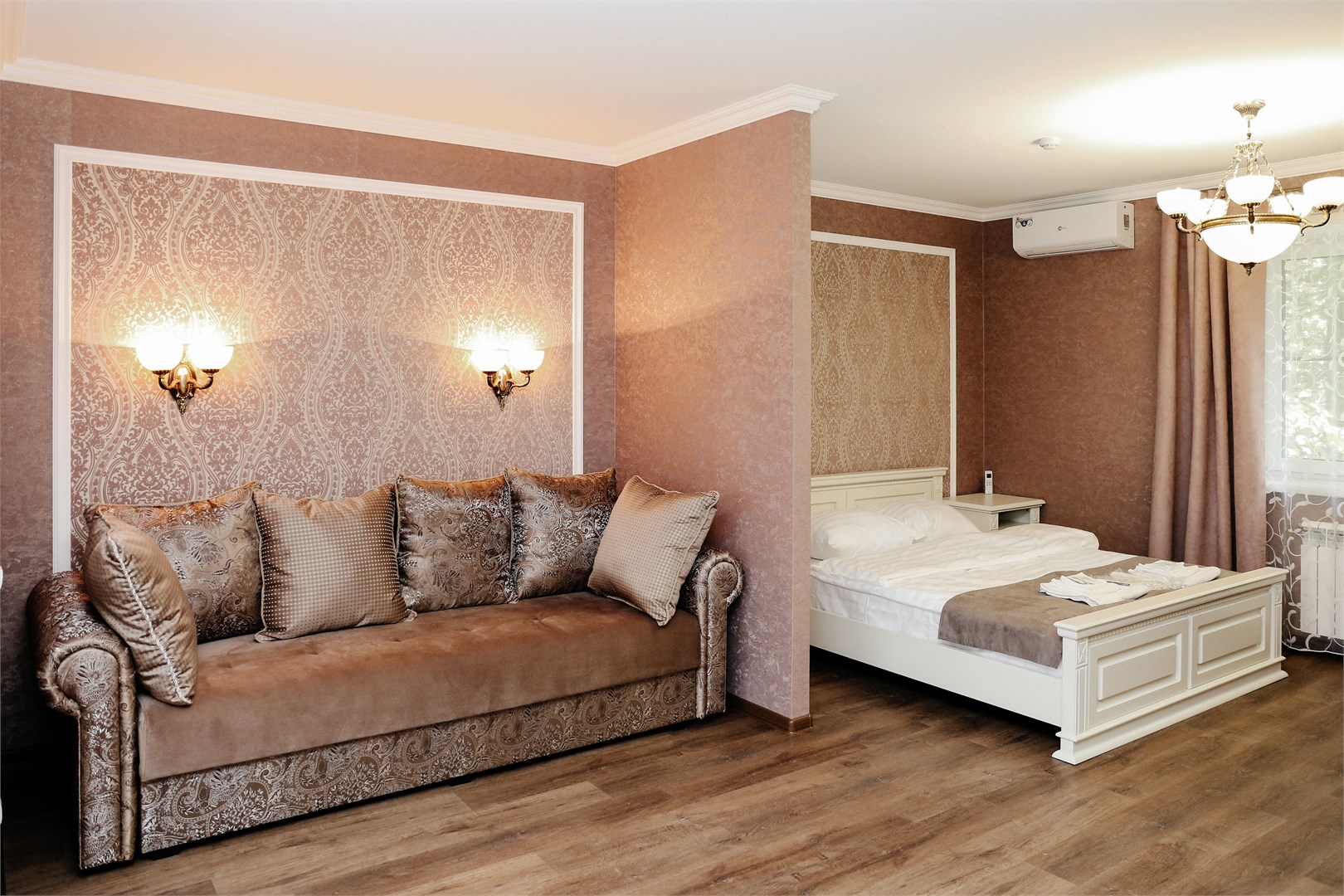 №7 Таунхаус с видом на озеро,  с кондиционером 2 этаж в Magic Club