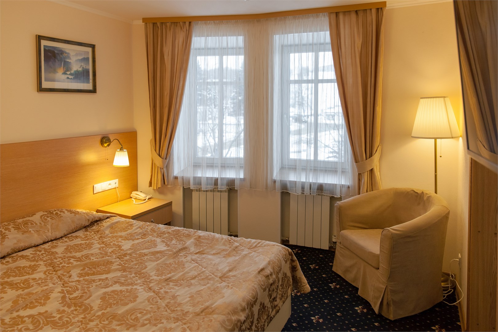 Двухместный номер "Джуниор сюит" двухкомнатный в Водолей