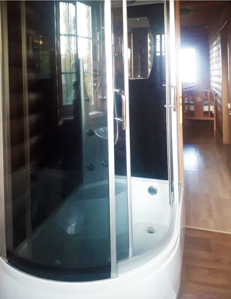 Двухэтажный терем (16 мест) в Русский остров