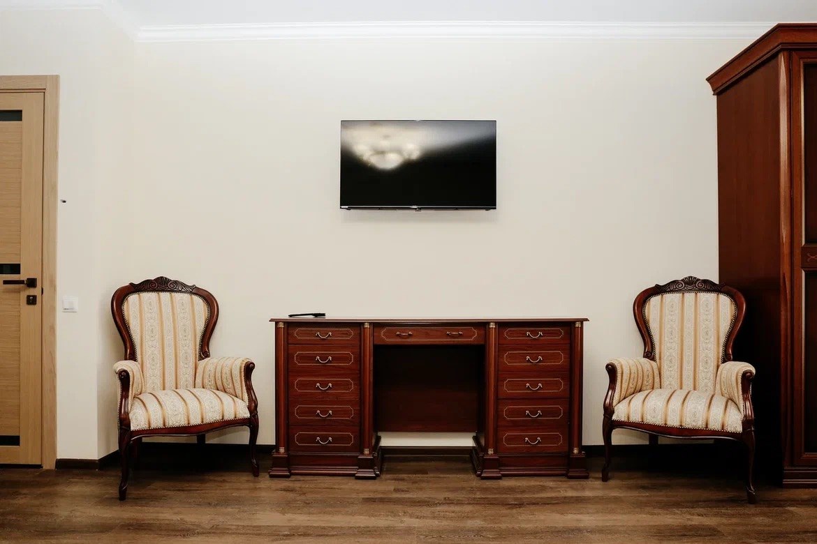 №3 Таунхаус "LUX" с террасой, 1 этаж в Magic Club