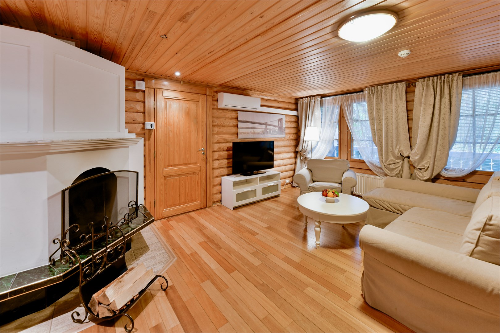 Коттедж для 10 гостей, двухэтажный в Moscow country club