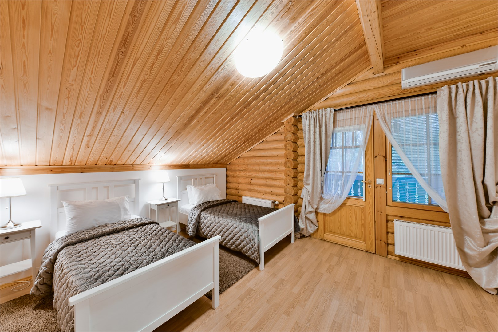 Коттедж для 10 гостей, двухэтажный в Moscow country club