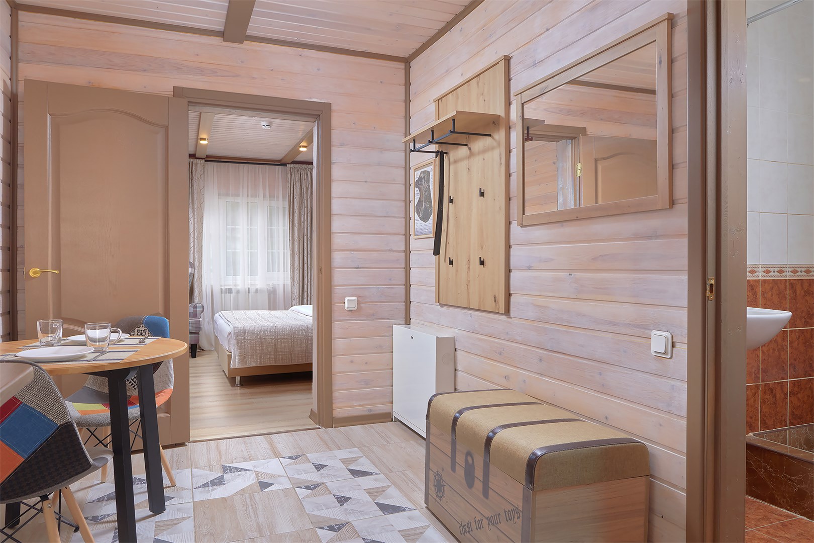 Стандартный номер в гостинице "Капитанская дача" в Окунёвая