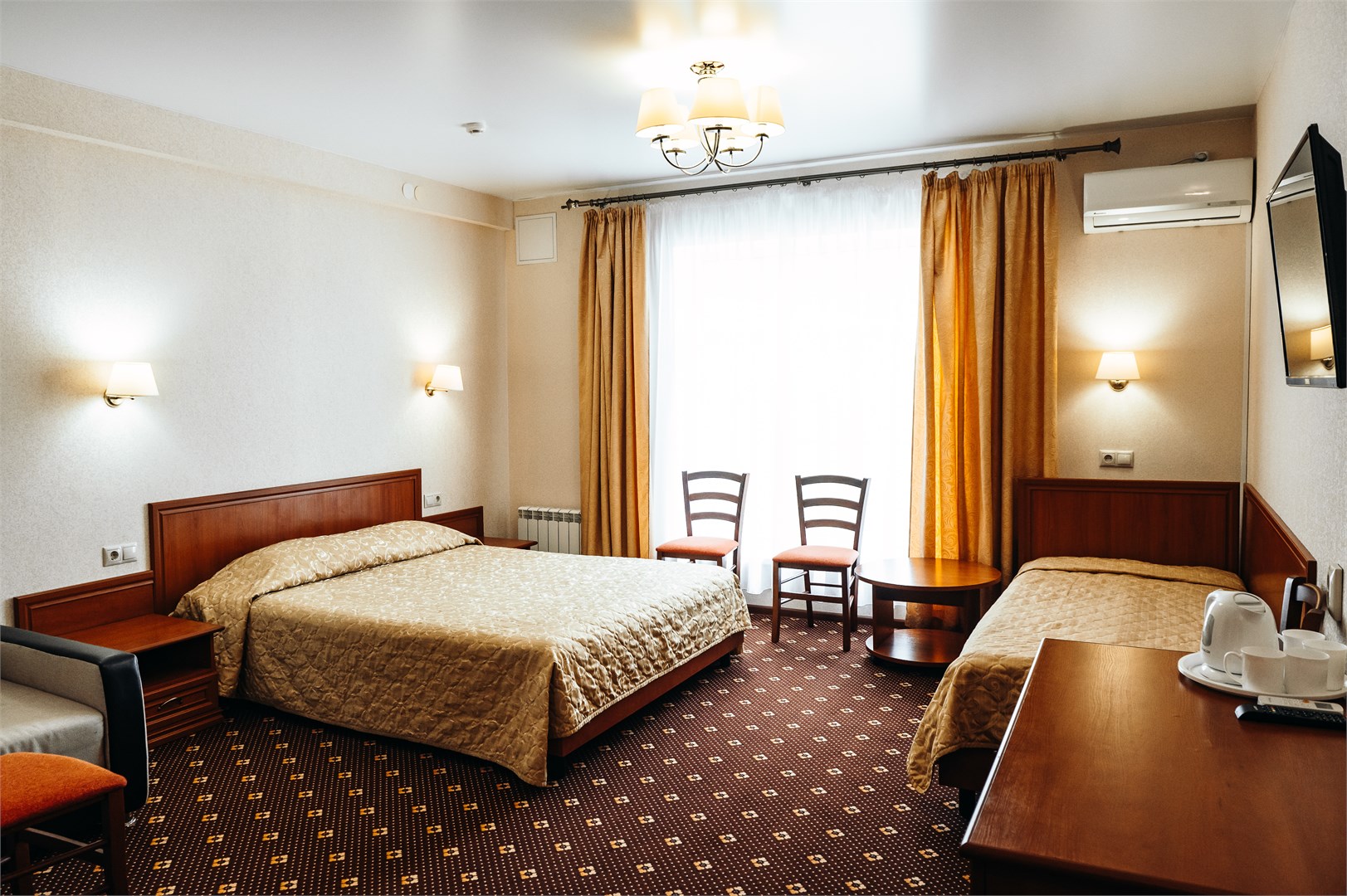 Семейный в Двина