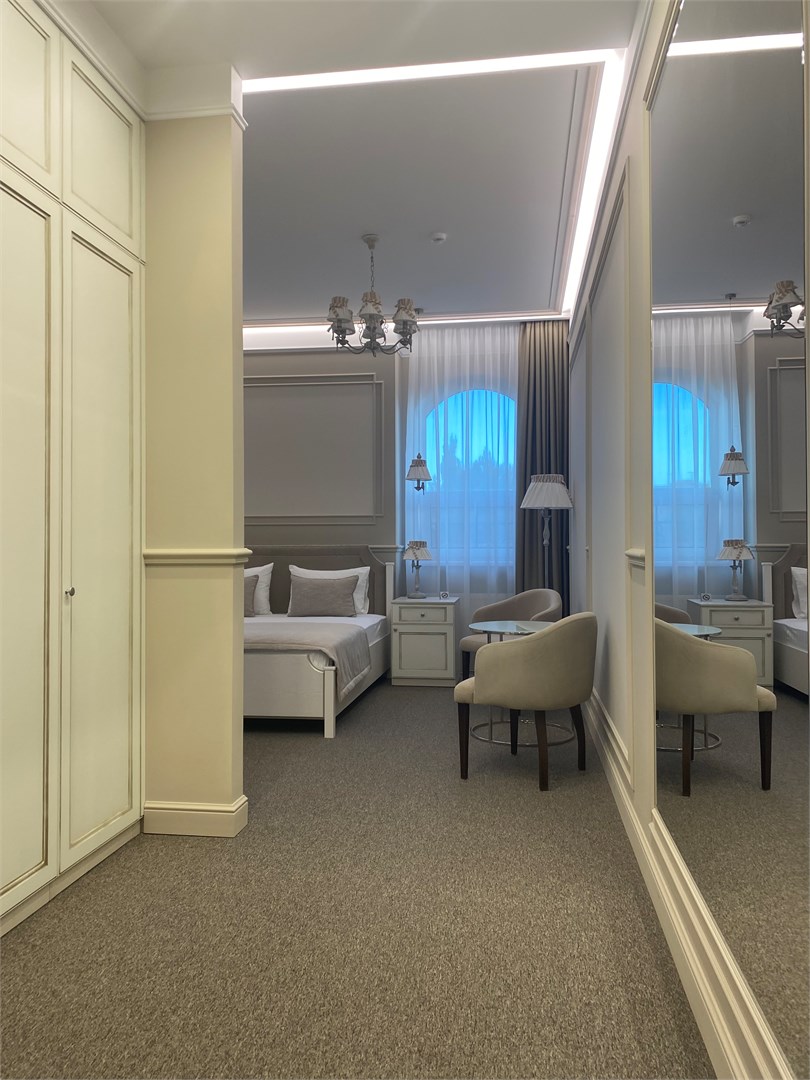 «Джуниор сюит» «Улучшенный» в Аксай