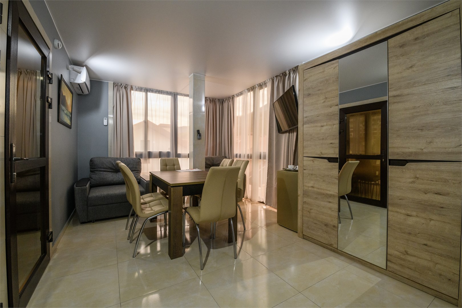 Люкс в Юна Аqua Life