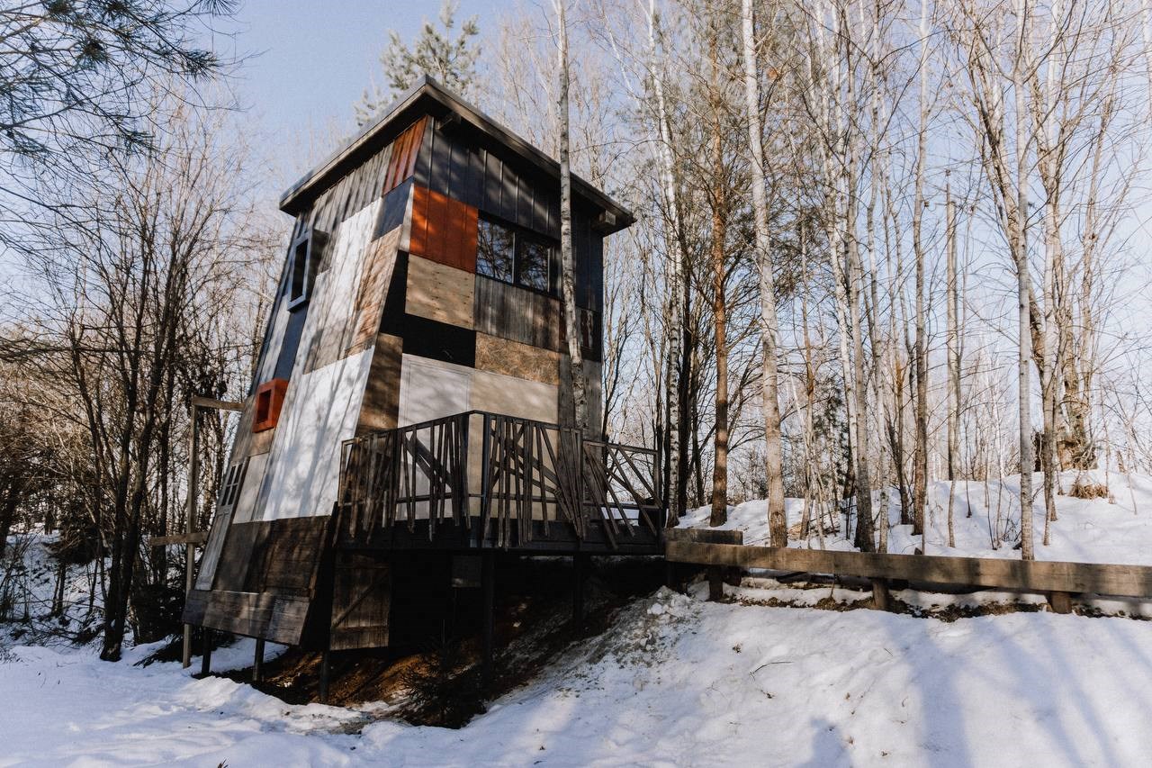 арт-дом  «Дом-антресоль», автор  Алексей Лука в Никола-ленивец
