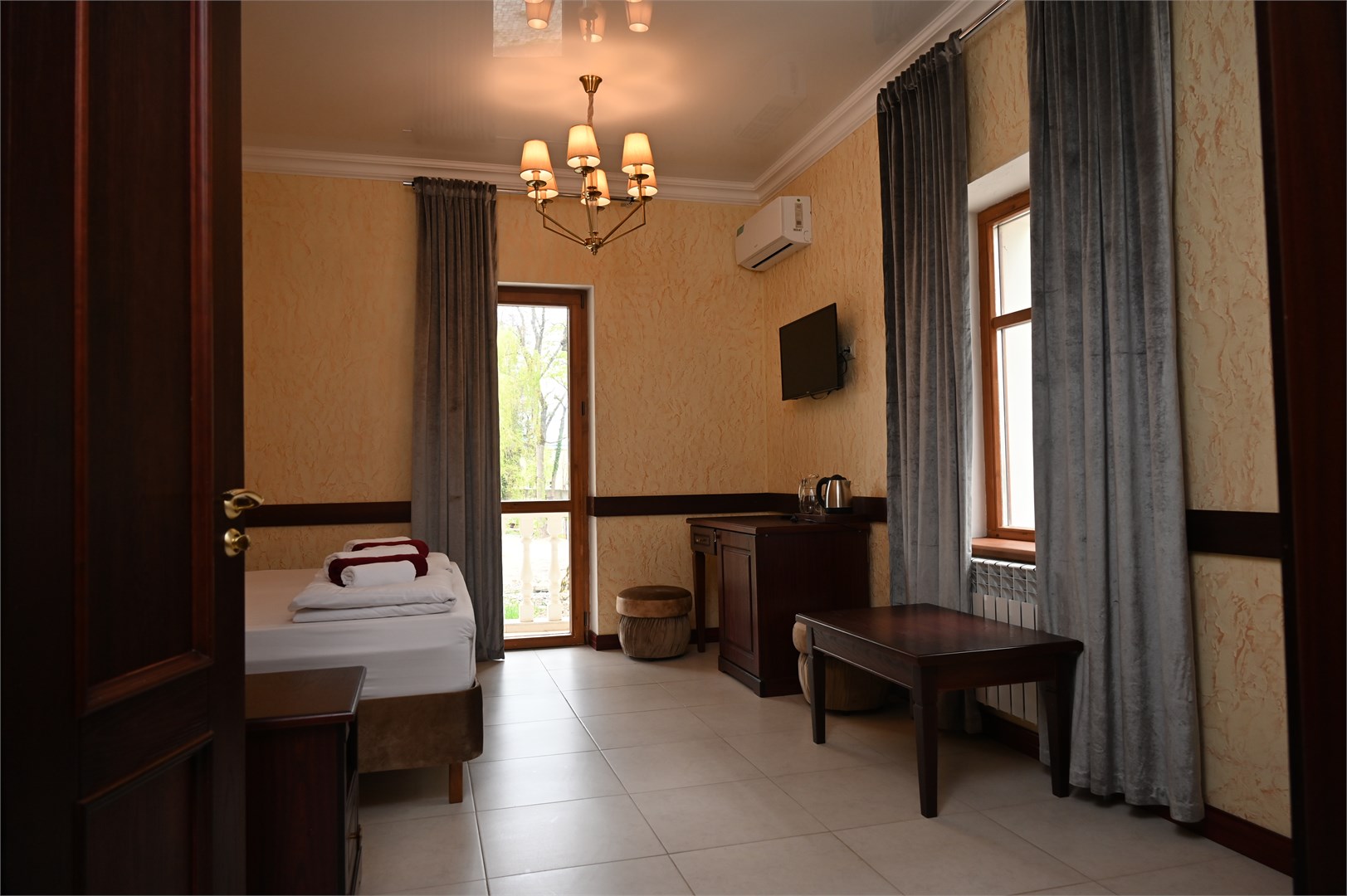 2х местный комфорт с балконом (Пушкино) в В доме у моря