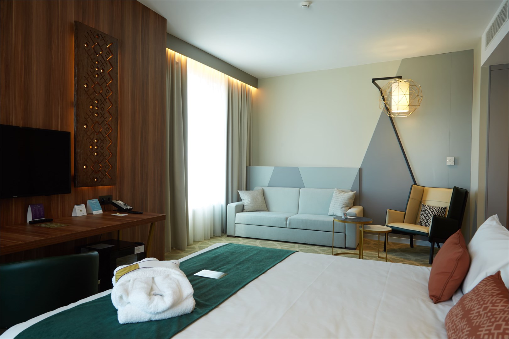 Номер Privilege - с двуспальной кроватью в Mercure Саранск Центр