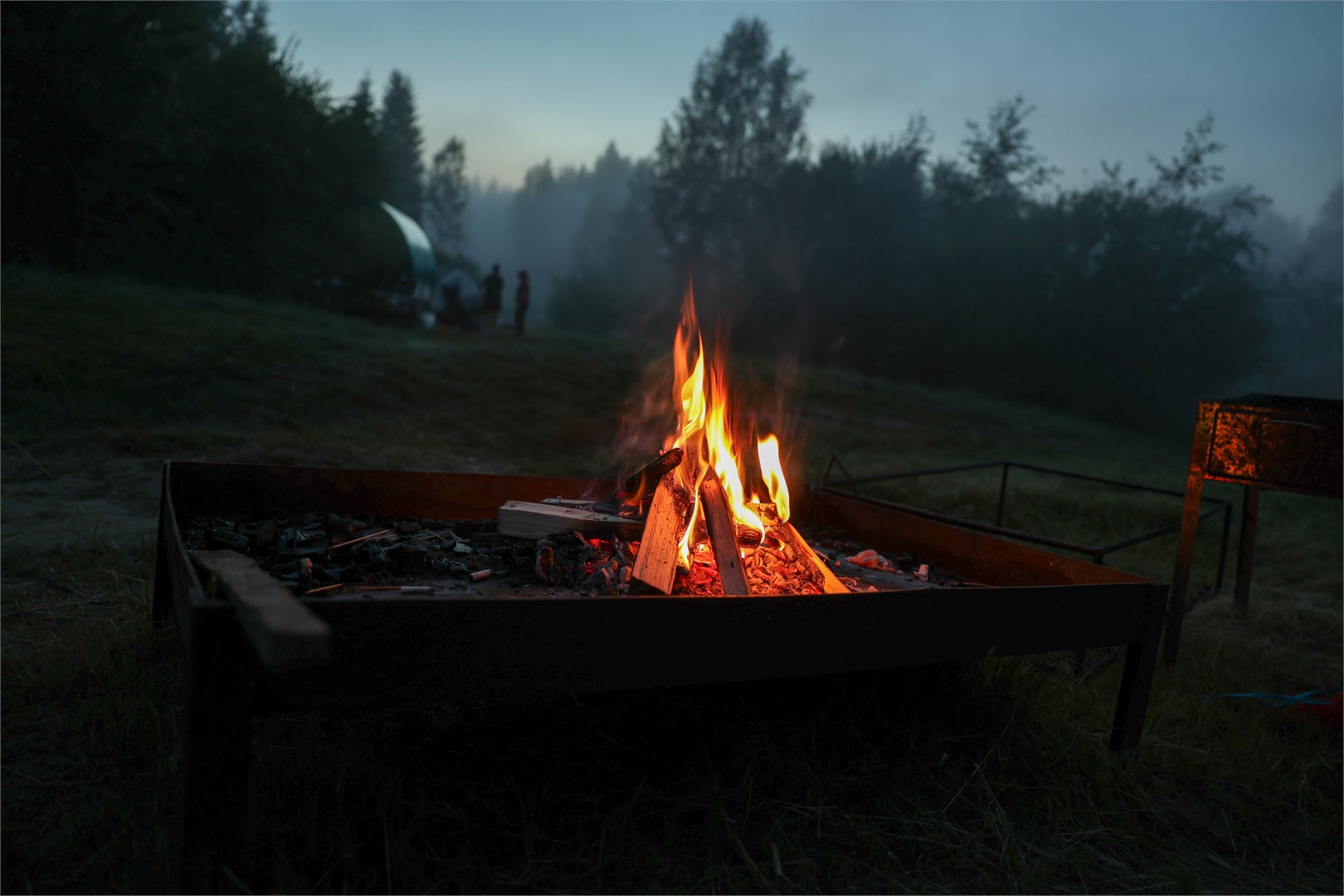 Кемпинг - место под палатку с беседкой и оборудованным кострищем/мангалом (аренда палатки и другого доп оборудования по телефону +7 (921) 370-90-41) в Хутор Ёлки