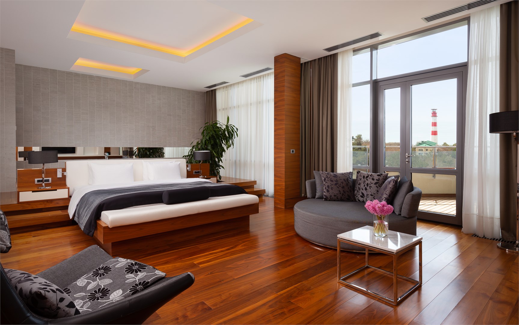 Президентский Люкс в Metropol Гранд Отель Геленджик