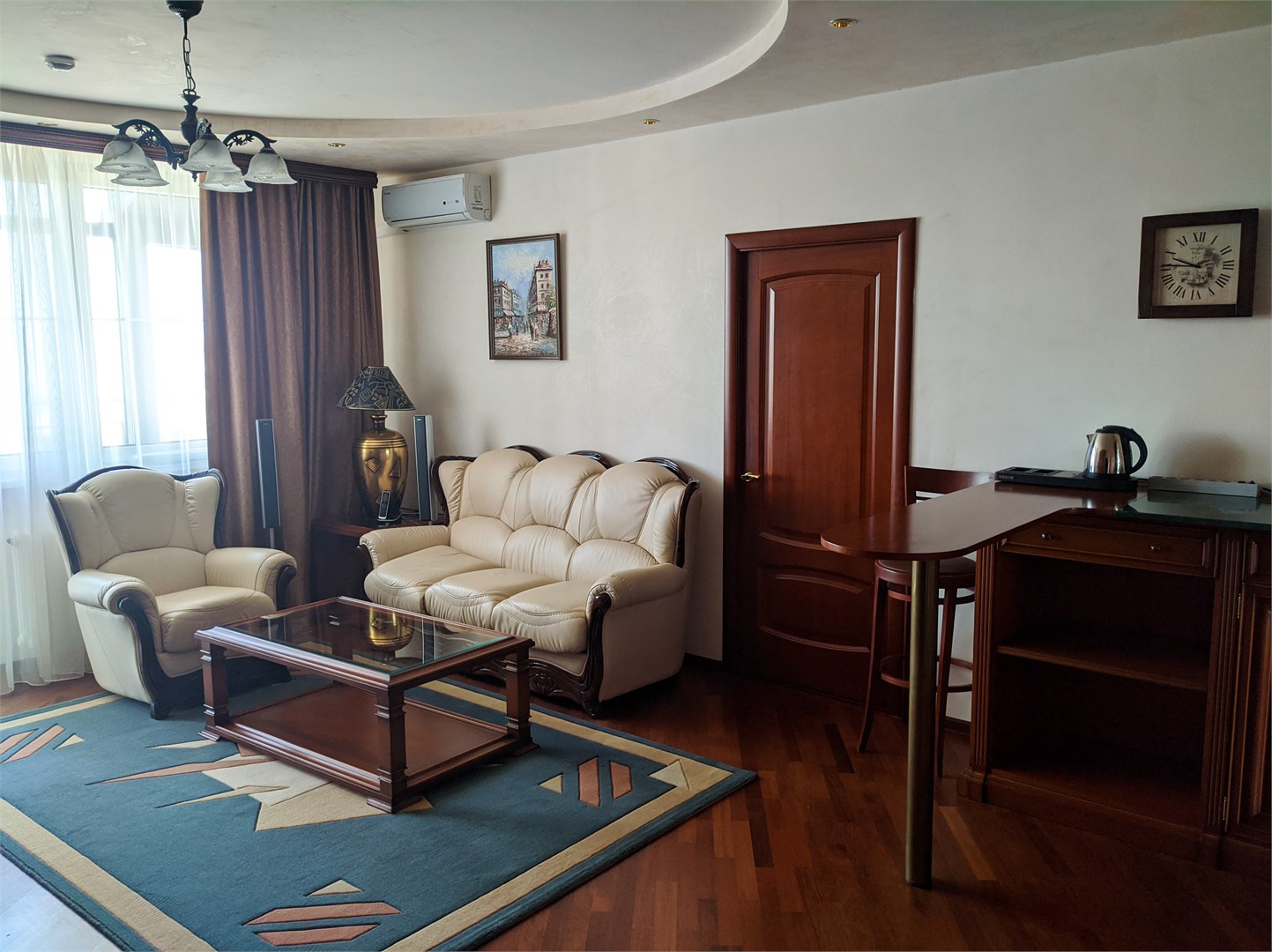 Апартамент трехкомнатный двухместный в Витязь