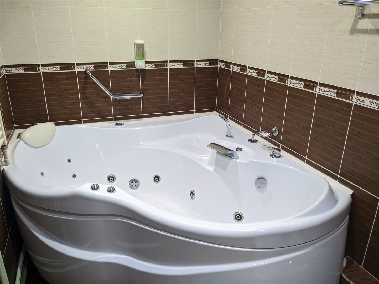 Люкс трехкомнатный двухместный в Витязь