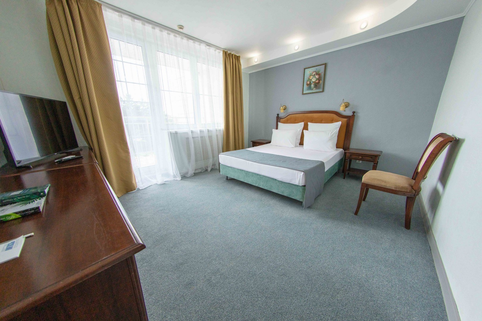 Люкс двухкомнатный двухместный в Витязь