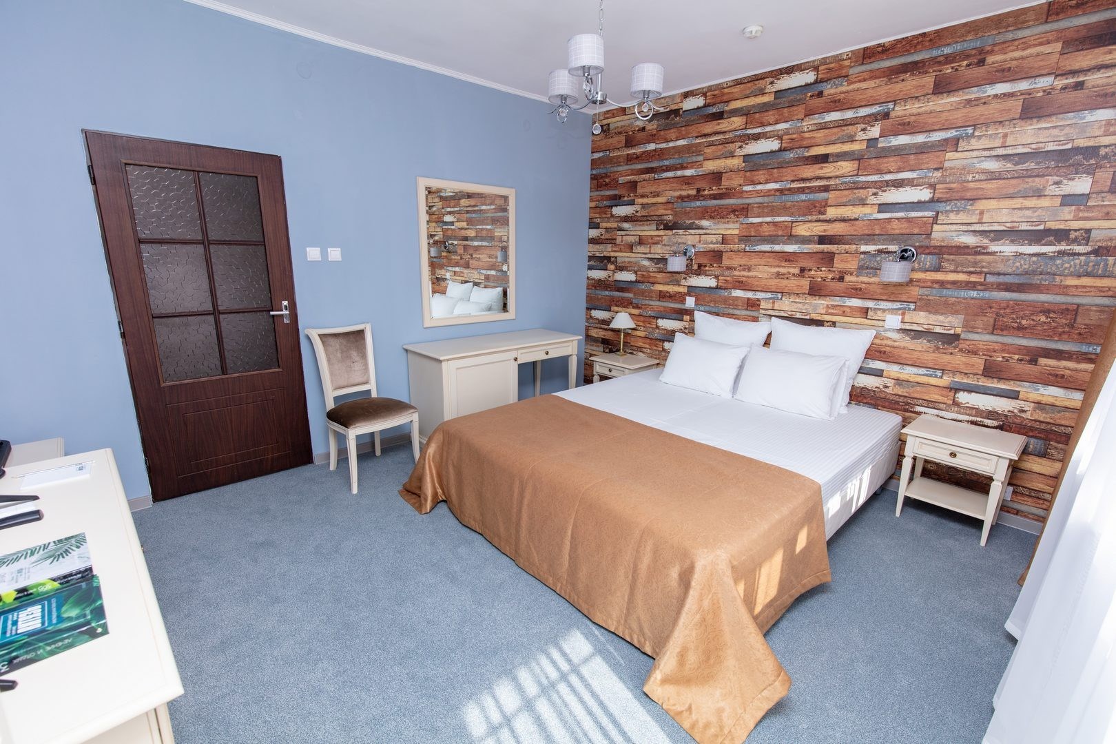 Первая категория однокомнатный двухместный в Витязь